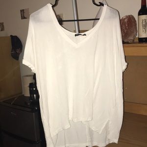 White tee shirt
